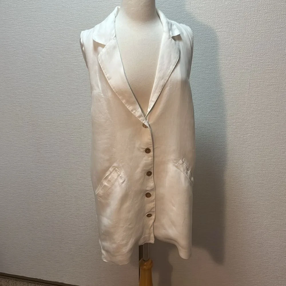 Free People Sleeveless White Button-Up - Picture 3 of 13